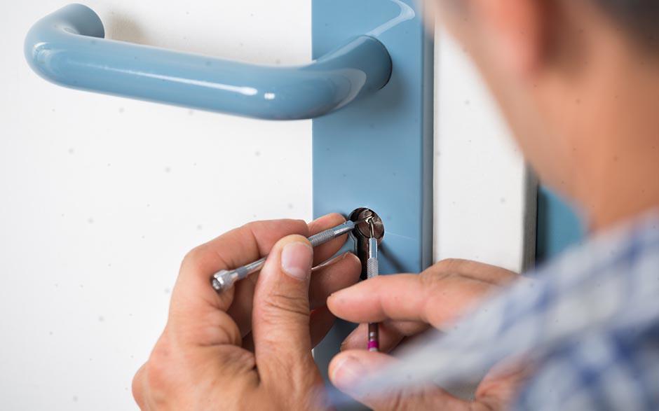 raisonnable serrure porte blindee Beynes